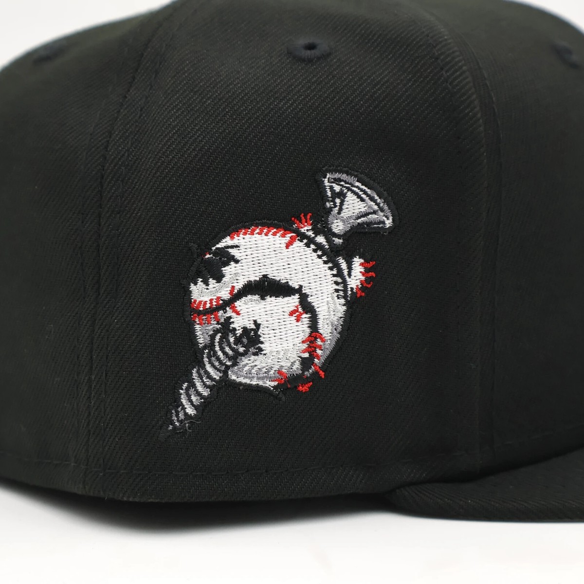 帽子 Screw Ball S Logo New Era Black Supreme Screw Ball S Logo New Era (FW24) - $54