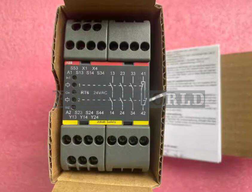ONE NEW ABB Safety relay 2TLA010026R0200 RT6 24VAC