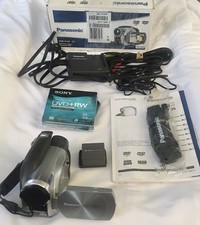 Panasonic Palmcorder MultiCam VDR-D105 DVD Camcorder W/ Disks WORKS
