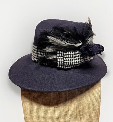Vintage Fleur de Paris Wool Felt Hat Feather Trim  display picture 1