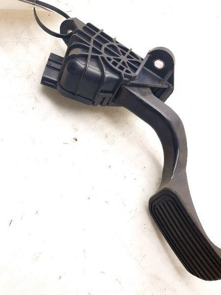 Toyota Prius 2005 1,5 L acelerador pedal de gasolina montaje Foto 3 de 4