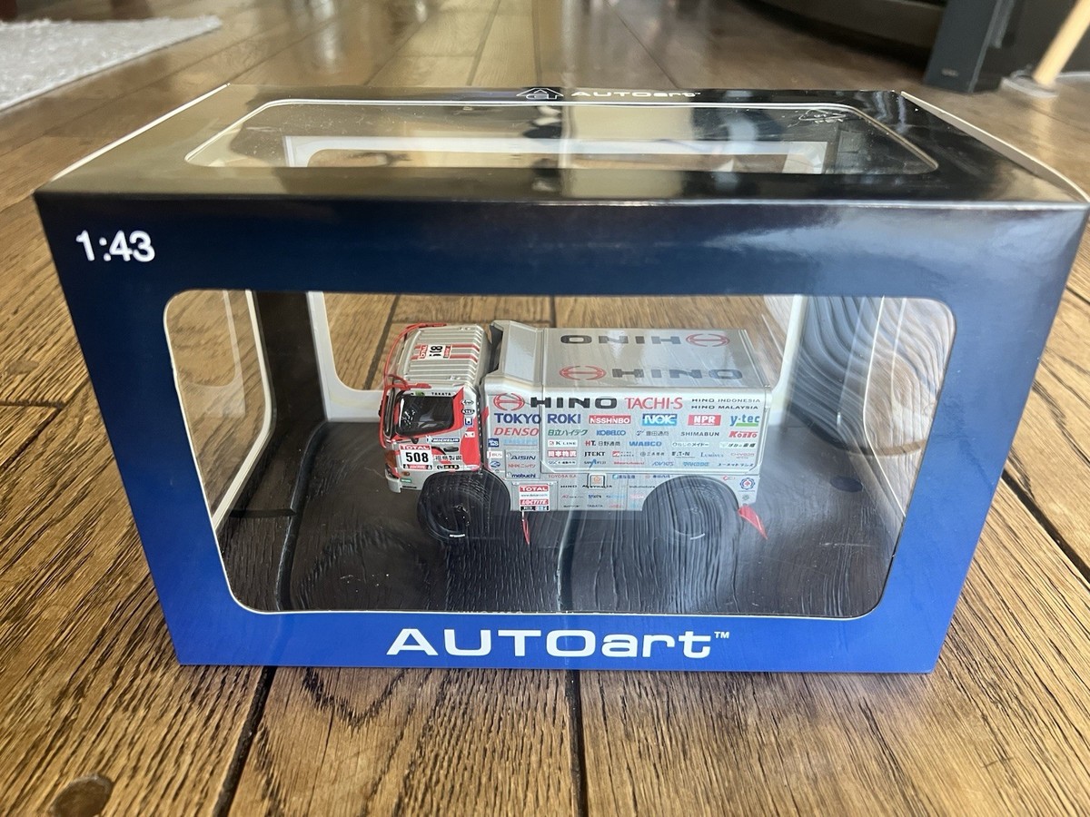 AUTOart Hino 500 Series Dakar Rally 2012 #508 Sugawara/Suzuki 1:43