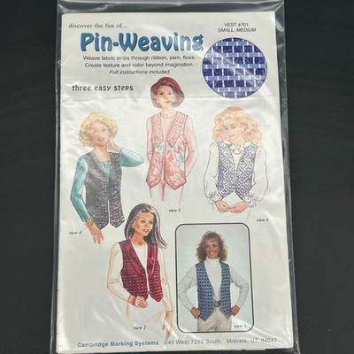 Pin Weaving Woven Fabric Vest Pattern by Cambridge Marking Systems Uncut Sm-Med