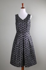 TALBOTS $149 Daisy Floral Metallic Jacquard Pleated A-Line Dress Size 2 Petite