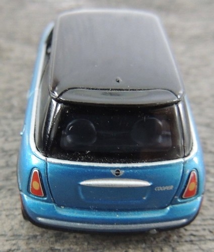 MINI COOPER 2004 JOHNNY LIGHTNING STREET FREAKS IMPORT HEAT Loose - Picture 5 of 6