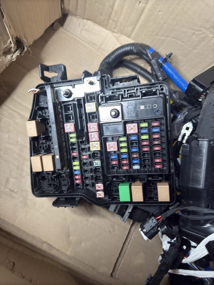 Conjunto de cableado Hyundai Tucson 2022-2023 - control 91400P0290 nuevo fabricante de equipos originales Foto 3 de 4