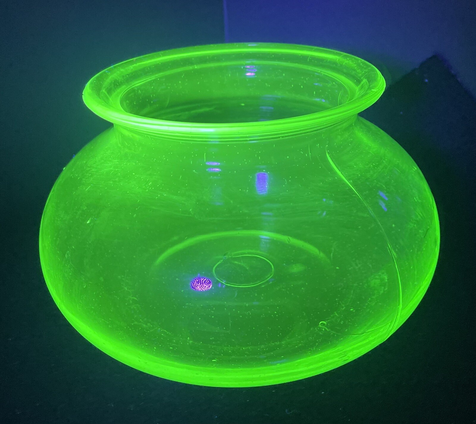 Vintage Uranium Glass Fish Bowl Aquarium Glows eBay
