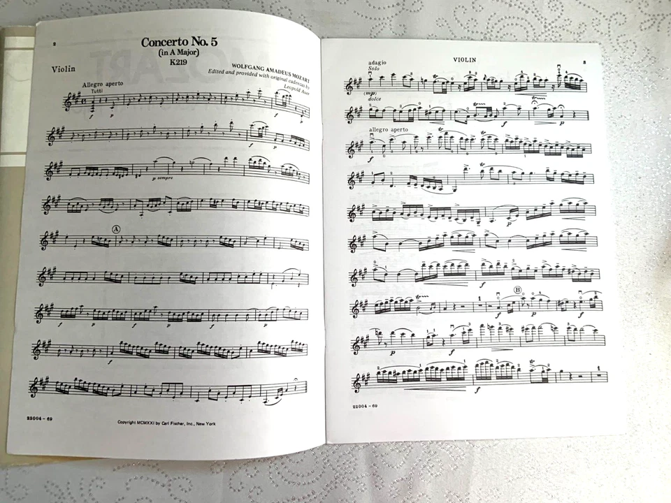 CARL FISCHER MOZART CONCERTO NO. 5 IN A MAJOR FOR VIOLIN AND PIANO K. 219 BOOK - Image 2 of 3