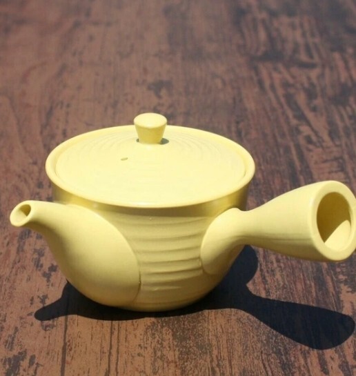 Tokoname Japanese Teapot Yellow clay Flared shape Kyusu 240ml by Morimasa kiln