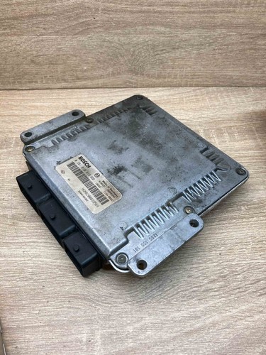 8200039569 0281010819 Bosch Renault Scenic Motor ECU Unidad de Módulo - Imagen 4 de 7