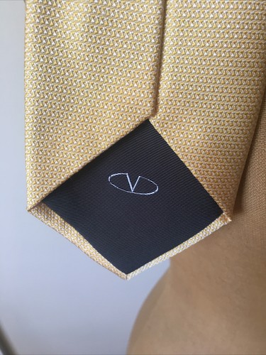 Valentino Pale Yellow Silk Tie, NWT - Picture 3 of 7