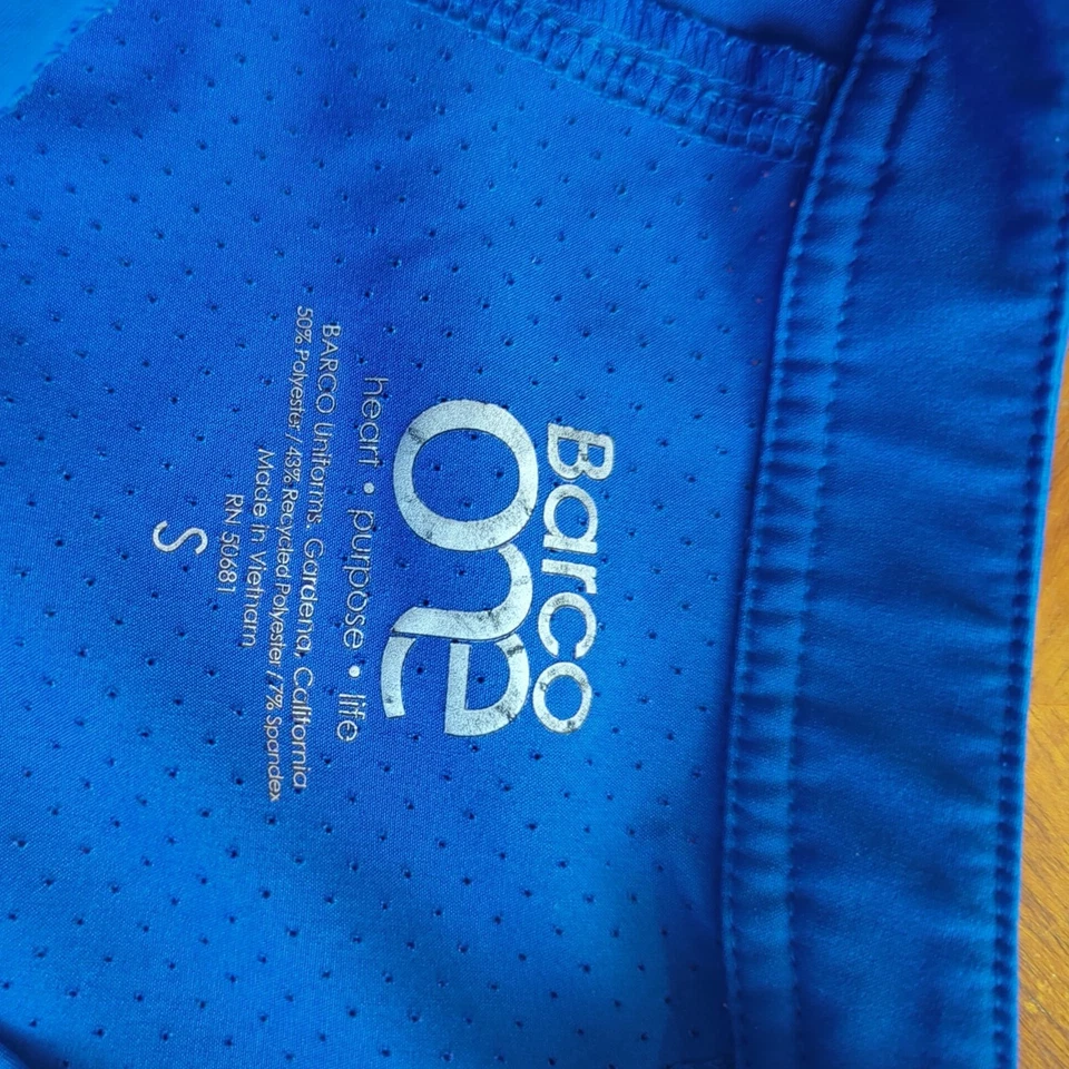 set of 3 Barco One Scrub Top Women Size S Blue 3 Pocket Galaxy Blue - Image 3 of 4