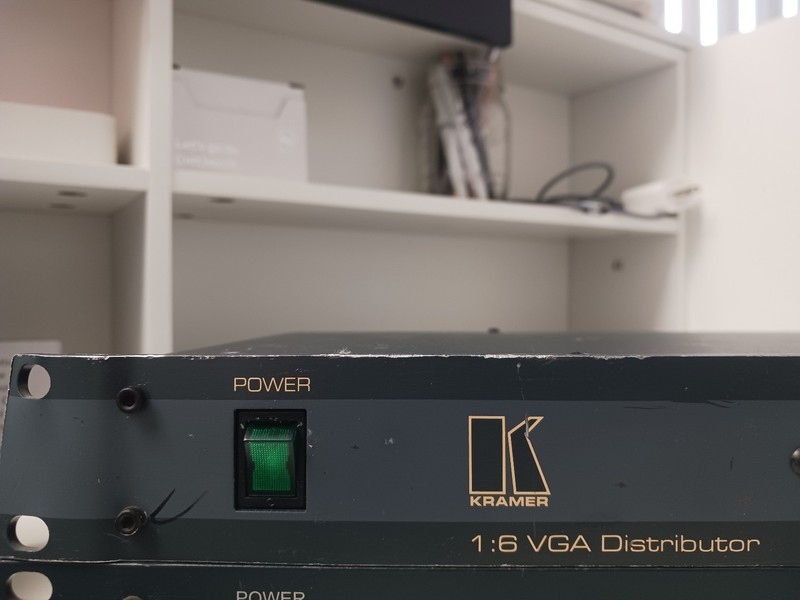 Kramer VP-6xl 1 :6 VGA Distributor