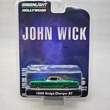 Green Light 1:64 Hollywood 33 John Wick 2014 1968 R Wrangler R/T Green car