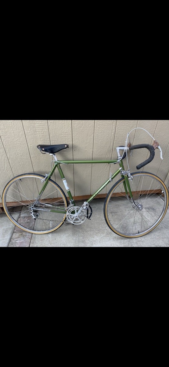 vintage 1969 schwinn Paramount Full Campy With Original Paperwork