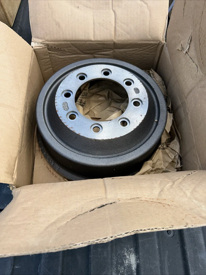 Tambor de freno trasero Motorcraft BRD-43 nuevo para camioneta E250 E350 F250 F350 Ford Foto 2 de 3