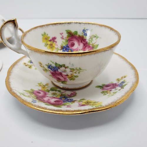 Royal Standard England Bone China, Rose Bouquet Tea Cups And Suacers Set For 2 - Picture 12 of 15