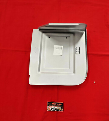 VW Bus T1 Pritsche Doka Rep.-Blech Ecke rechts Batterieboden SWT (0890-475)
