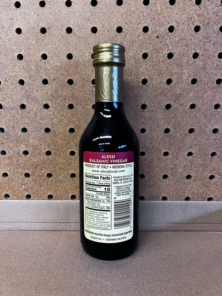 Vinagre balsámico Alessi Premium, producto de Italia, 8,5 FL. OZ. Botella de vidrio Foto 2 de 4