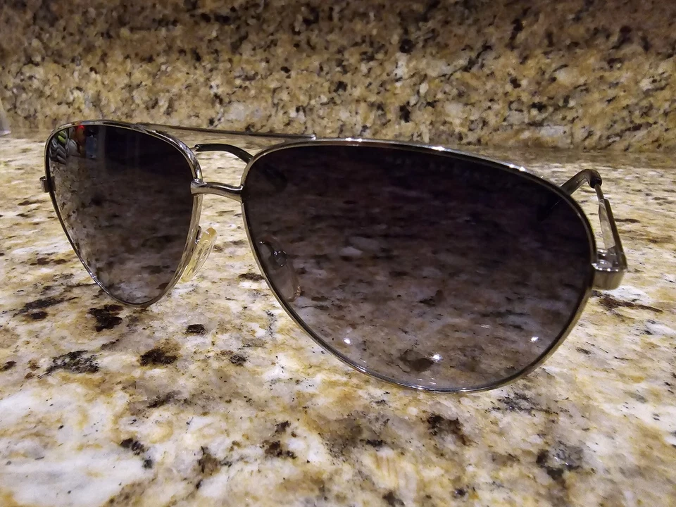 Gafas de sol para hombre Marc By Marc Jacobs MMJ444/S plateadas aviadores excelente estado. Foto 2 de 4