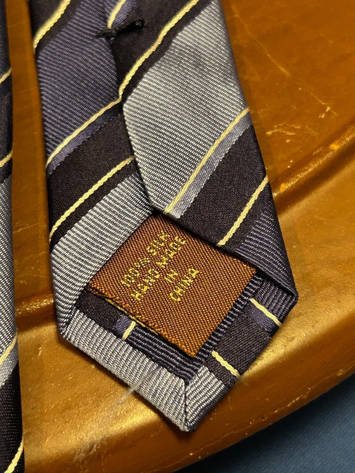 Corbata a rayas Tassa Ella azul para hombre 100 % hecha a mano de seda Foto 4 de 4