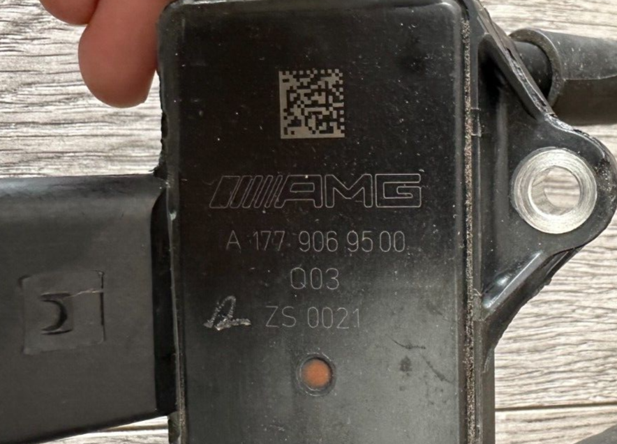 Genuine Mercedes-Benz Ignition Coil 1779069500 OEM for sale online 