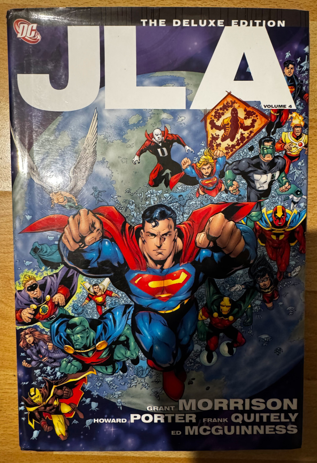 JLA Deluxe Edition Hardback Hardcover Oversized Graphic Novel DC Comics Morrison