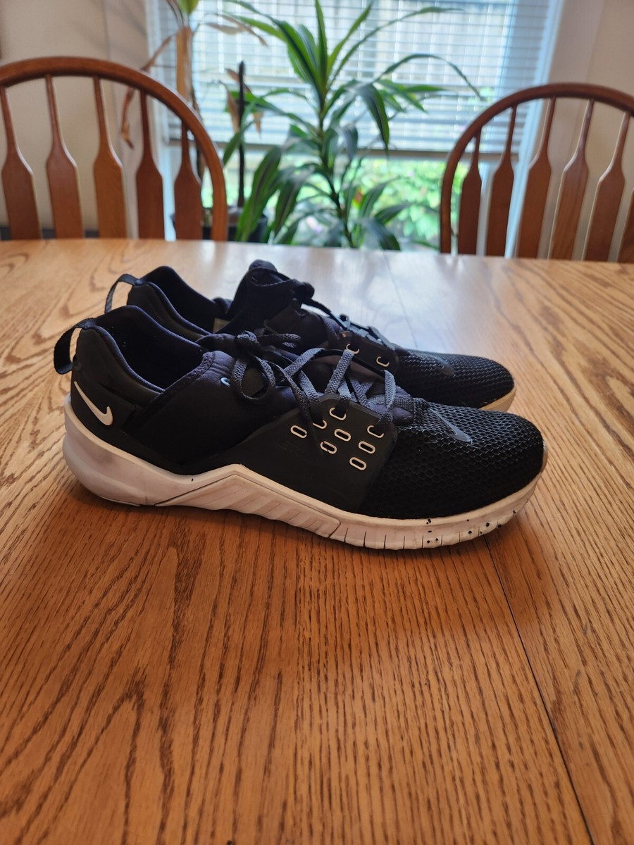 nike free x metcon 2 black and white