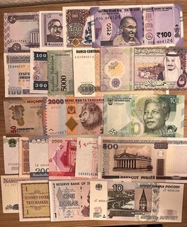 300 UNC Banknoten Banknote Geldscheine aus Aller Welt
