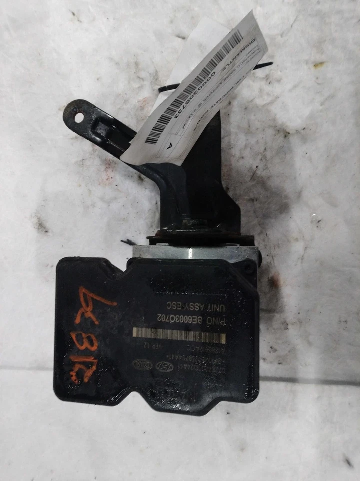 Modulador ABS usado se adapta a: Conjunto modulador Hyundai Accent 2015 ABS grado A Foto 2 de 4