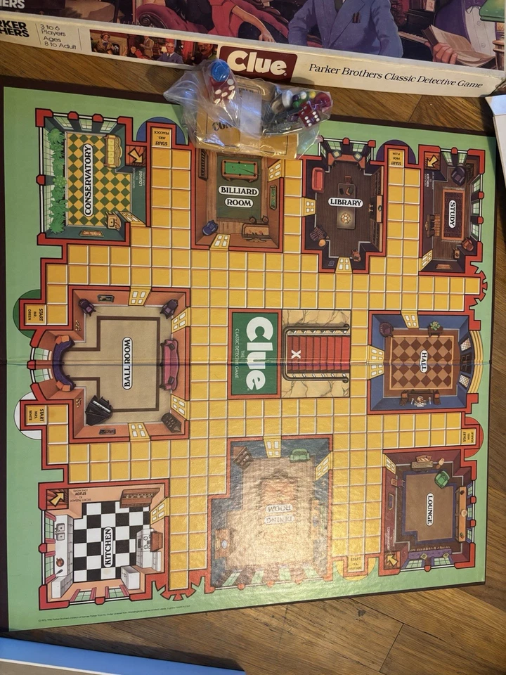 Vintage 1986 CLUE Classic Detective Board Game by Parker Brothers Sealed - Image 4 of 4