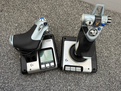 Logitech G Saitek X52 HOTAS Flight Control System