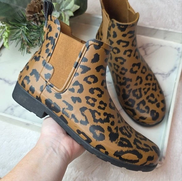 Bota de chuva Chelsea refinada original Hunter tamanho 11 estampa animal leopardo impermeável - Imagem 3 de 4