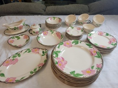 FRANCESCAN CHINA Dessert Rose Complete Set From ENGLAND. Excellent Condition!