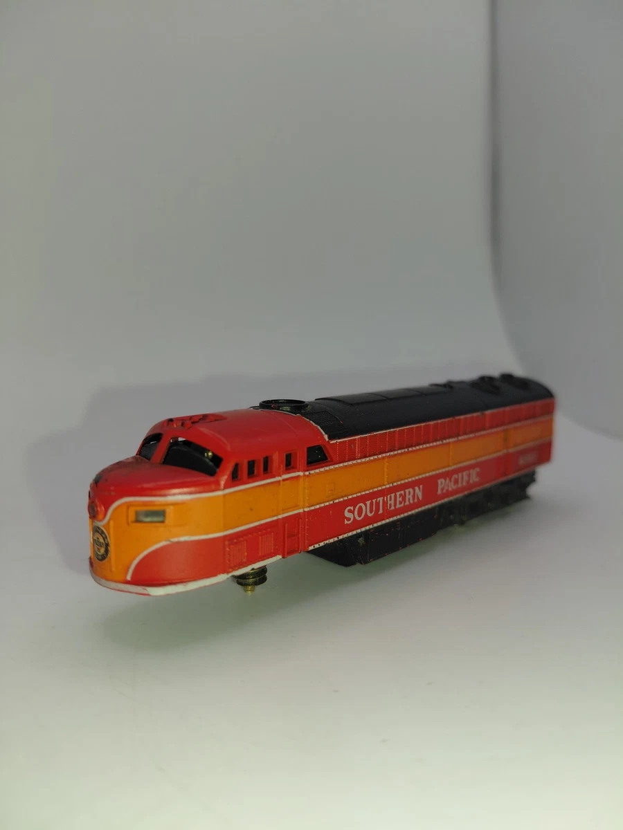 Atlas N Southern Pacific Diesel Locomotive Model Railroad