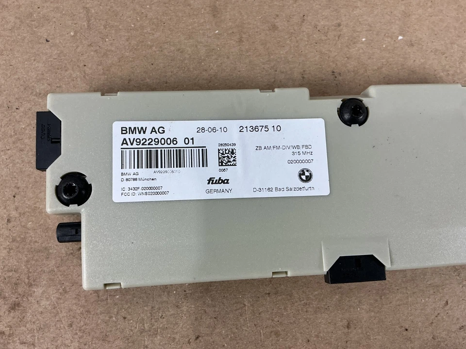 Amplificador de antena BMW 740Li 740i serie F 2010-2015 9229006 OEM Foto 2 de 4