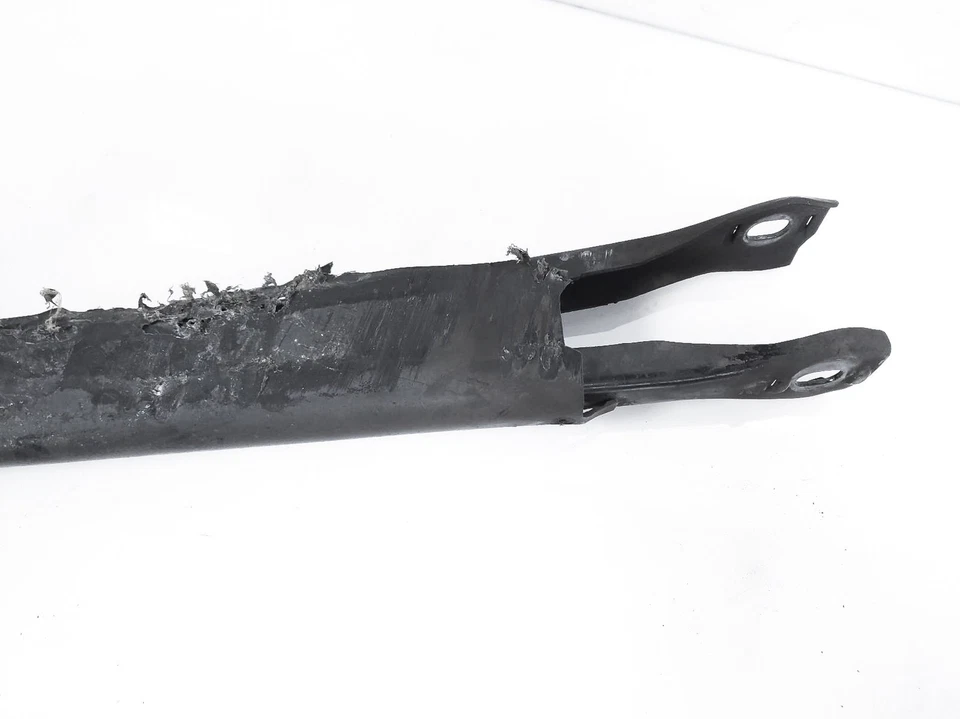 Brazo de control lateral pasajero trasero BMW 328CI 1991-1998 33-32-6-770-813 Foto 2 de 4