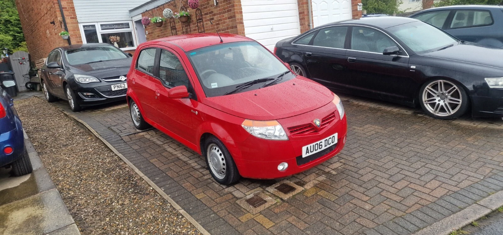 2006 Proton savvy 1.2 Style 5 speed manual in red - Picture 1 of 18