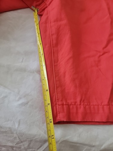 Gap - 10" Lived In Shorts - Beautiful Coral Color - Size 40" X 10" Inseam - Picture 14 of 14