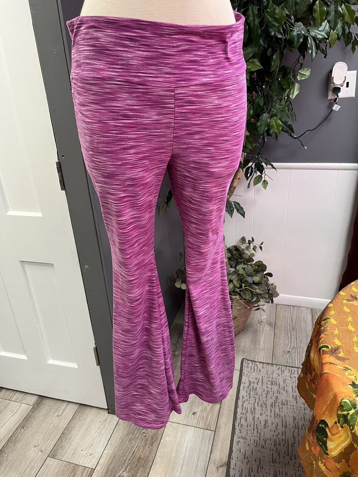 No Boundaries Large 11-13 pink and white striped leggings | eBay