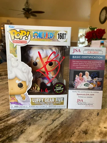 One Piece Luffy Gear Five Glow Chase 1607 signed Funko pop Netflix Inaki Godoy