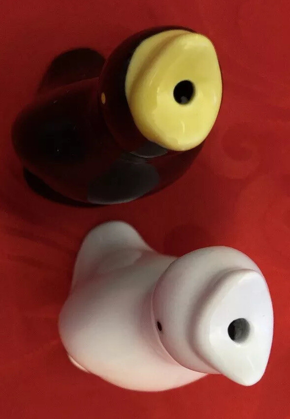 2x Pie Birds Blue White Porcelain 3.75" Baking Accessory Whistle Vent