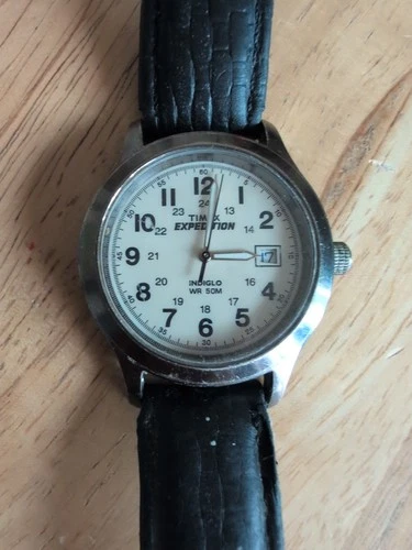 Men’s Vintage Timex Expedition Indiglo Watch Date Display WR50M Needs Battery