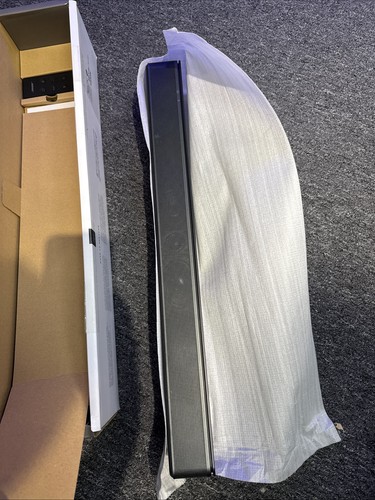 Bose TV Speaker 838309-1100 Working couple minute reset by itself As Is - Picture 4 of 8