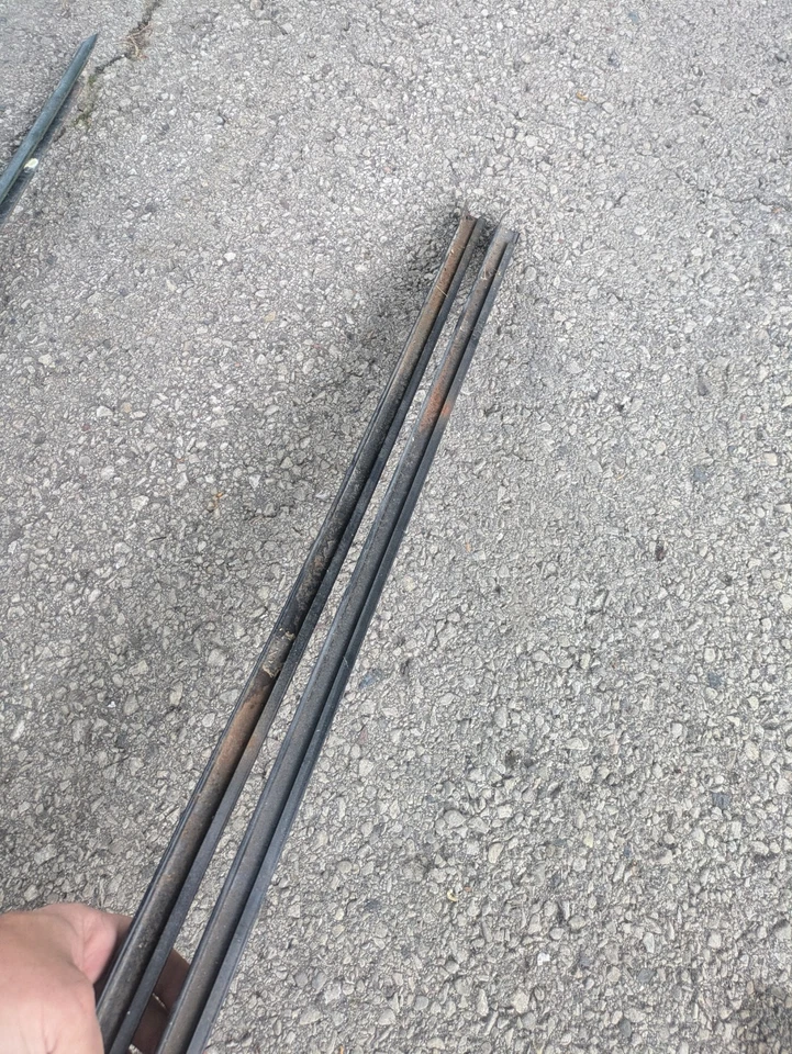 Plymouth GTX RR 1968-1970 canal interior riel de goteo moldura moldura Foto 3 de 3