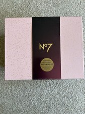 No7  Pro Artist Ultimate Glamour Beauty Vault New