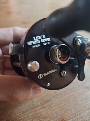 Lew's Speed Spool BB20 Baitcasting Reel Compatible with
