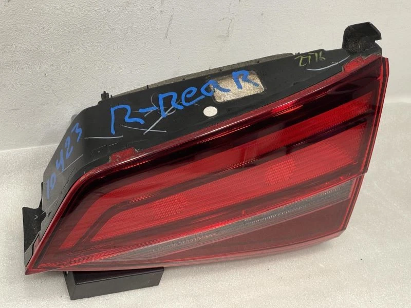 Luz trasera derecha Volkswagen Jetta 2017-2018 cubierta tapa montada 60 k 52625 Foto 2 de 4