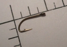 VINTAGE MUSTAD & SON #12 Fly Tying Hooks Limerick RINGED BRONZED EX STRONG 4707
