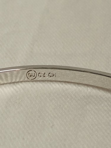 Silver Unlimited CU CZ Small Silvertone Bracelet 6.5" Loop Hook Closure 9.4g - Picture 4 of 8